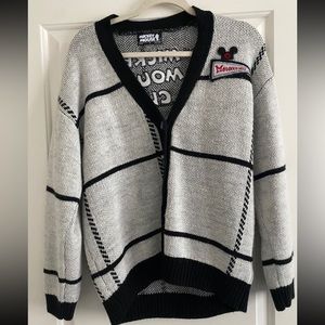 RARE Vintage Disney cardigan sweater 🖤❤️